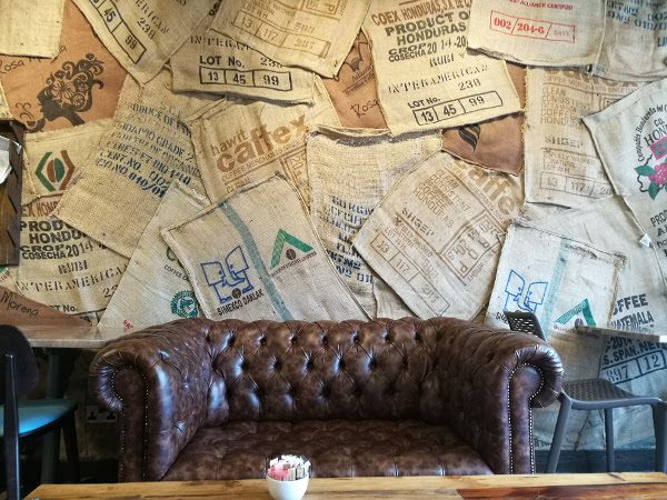 caffe latte headingley
