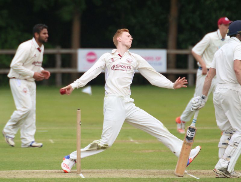 cricketer bowling