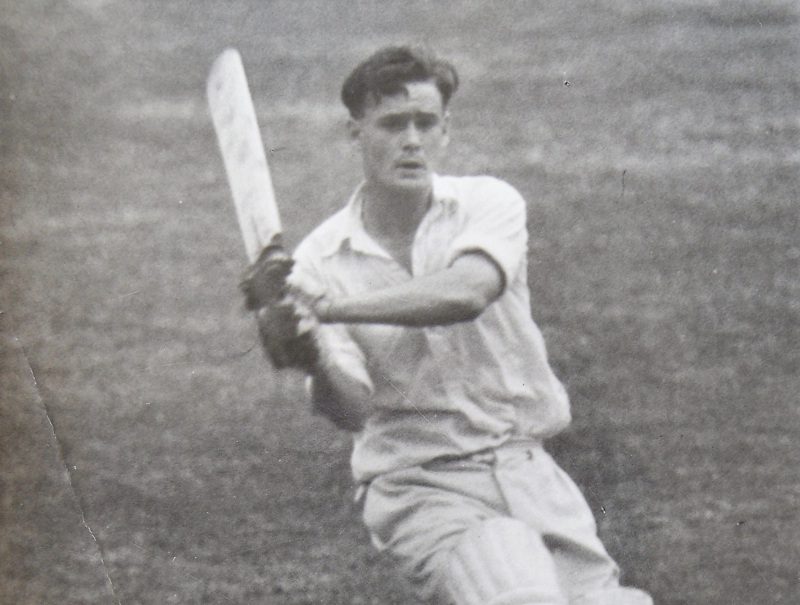 brian-close-batting